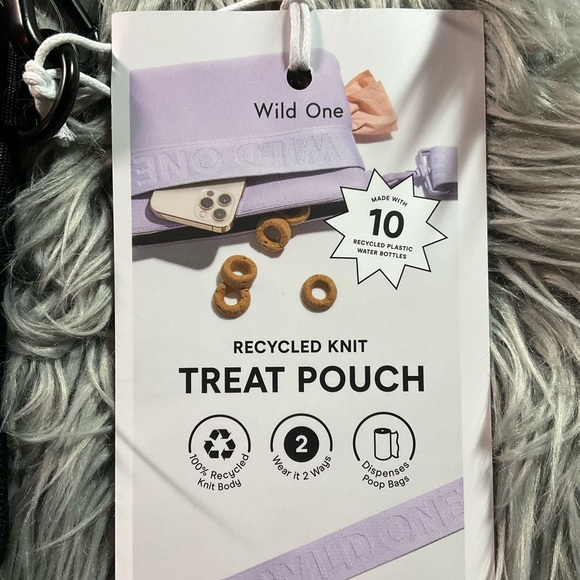 Wild One Pet Carrier with matching Treat Bag NWT (BLK) - Picture 8 of 13